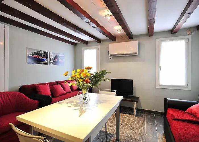 Palace La Vida Apartments By Wonderful Italy