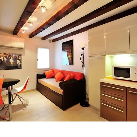 Palace La Vida Apartments By Wonderful Italy Venice Exterior photo