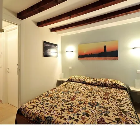 Palace La Vida Apartments By Wonderful Italy Venice Exterior photo