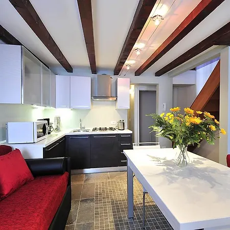 Palace La Vida Apartments By Wonderful Italy Venice Exterior photo