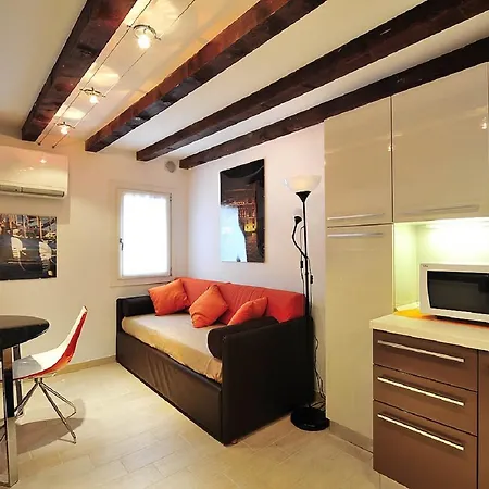 Palace La Vida Apartments By Wonderful Italy Venice Exterior photo